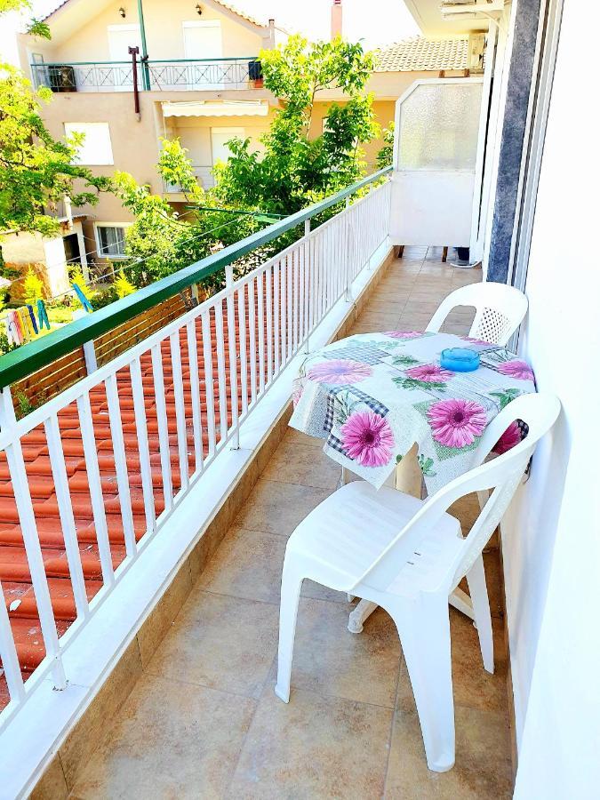 Cozy & Cool Apartment N1 30M From Sea Nea Kallikrateia Exteriér fotografie