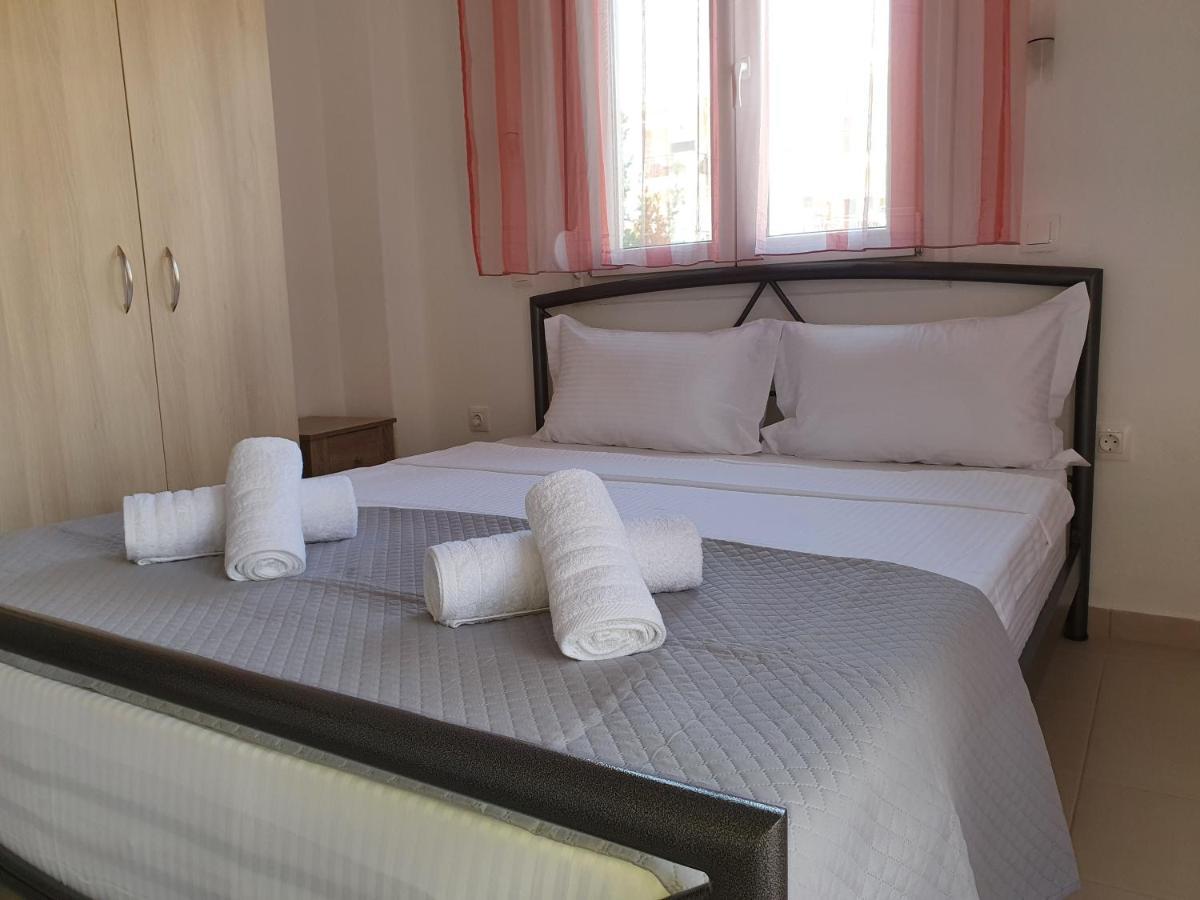 Cozy & Cool Apartment N1 30M From Sea Nea Kallikrateia Exteriér fotografie